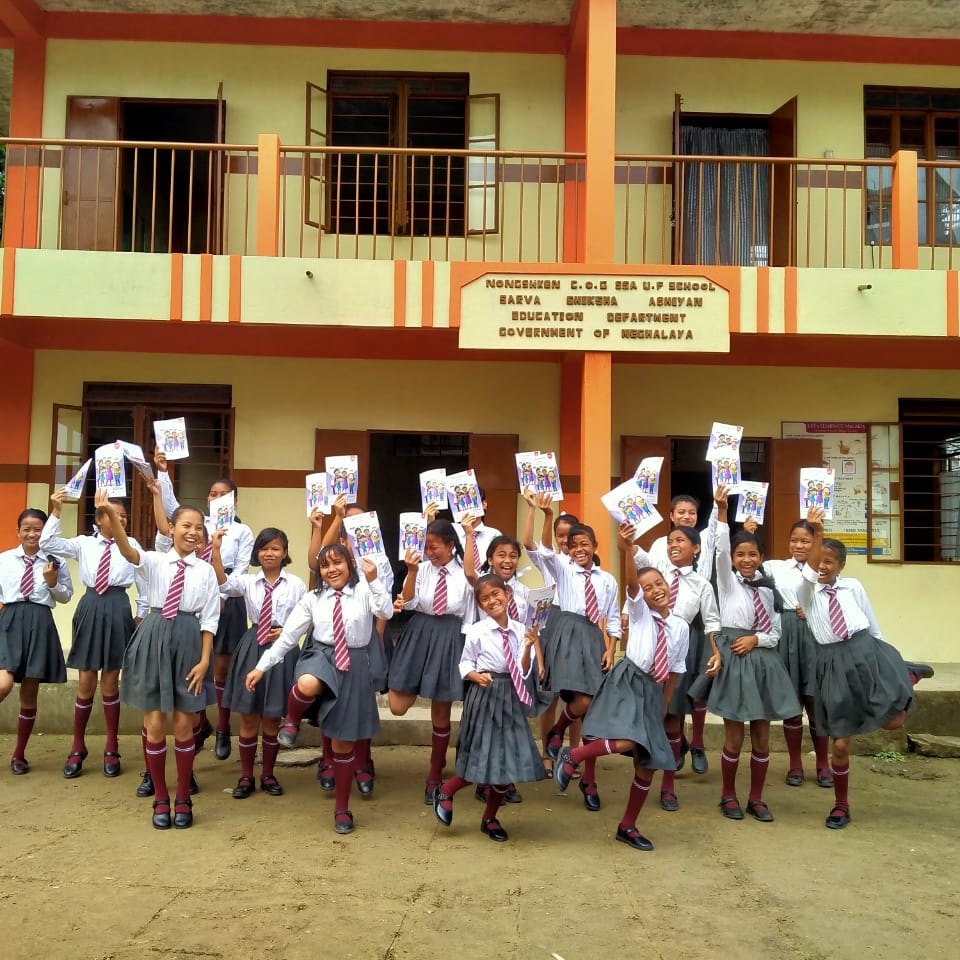 Menstrual health &amp; reproductive rights education at Nongshken village by Phibakyrmen, Advocacy Fellow, Kyrshan Foundation.
Thanks for the comic books <a href="/menstrupedia/">Menstrupedia</a>, it makes breaking the silence on menstrual periods for children that much easier. #MHM #menstrualhealth #meghalaya