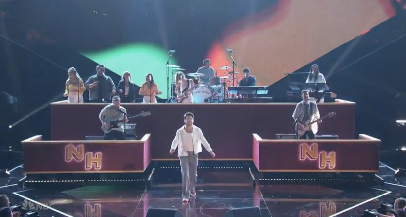 NHCharting's tweet image. SOOOO PROUD! @NiallOfficial #TEAMNIALL