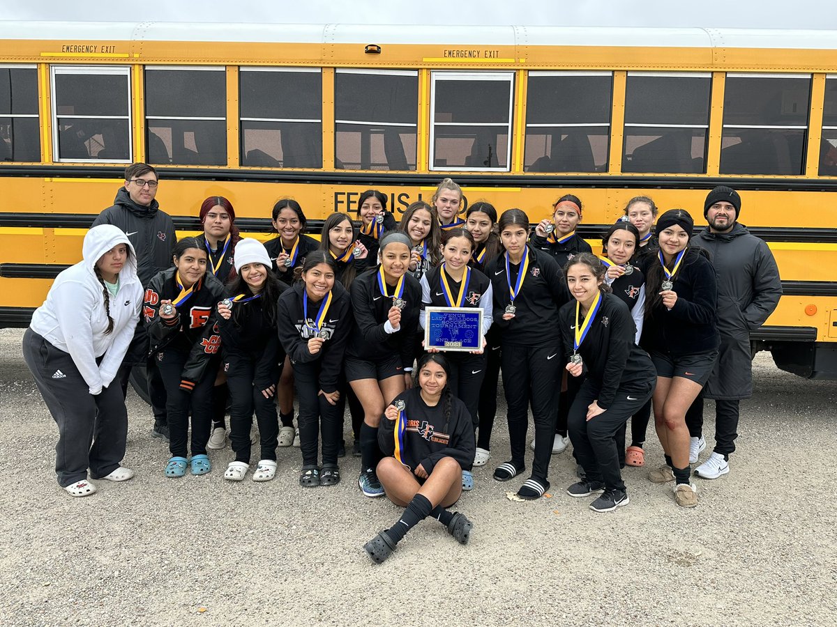 jes_1394's tweet photo. 2 seasons
•100+ goals 
•25 wins 
•Finalist in every tournament appearance 
&amp; most importantly, the best 2 seasons I could’ve asked for. Thank you, girls for everything these past 2 years. I couldn’t have asked for a better group of athletes. I will miss coaching y’all 🥲 https://t.co/c50prGlW9u