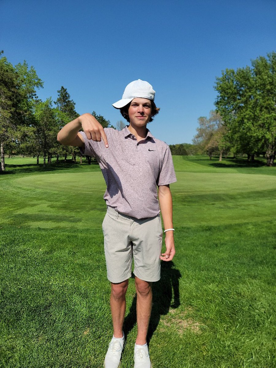 MGBoysGolf's tweet photo. JV had a very impressive showing today at Elk River Country Club! The boys finished 1st overall! @aidansteelgolf takes 1st place overall with a 71! @DingelPeyton finished tied for 3rd overall and @LandonRogala finished 6th overall! One more to go on Thursday! #CrimsonFamily https://t.co/v3nL0c4vd9