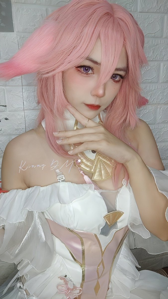 KimmyDM24's tweet photo. Yae bride photoset? https://t.co/mf3AkJXj8G