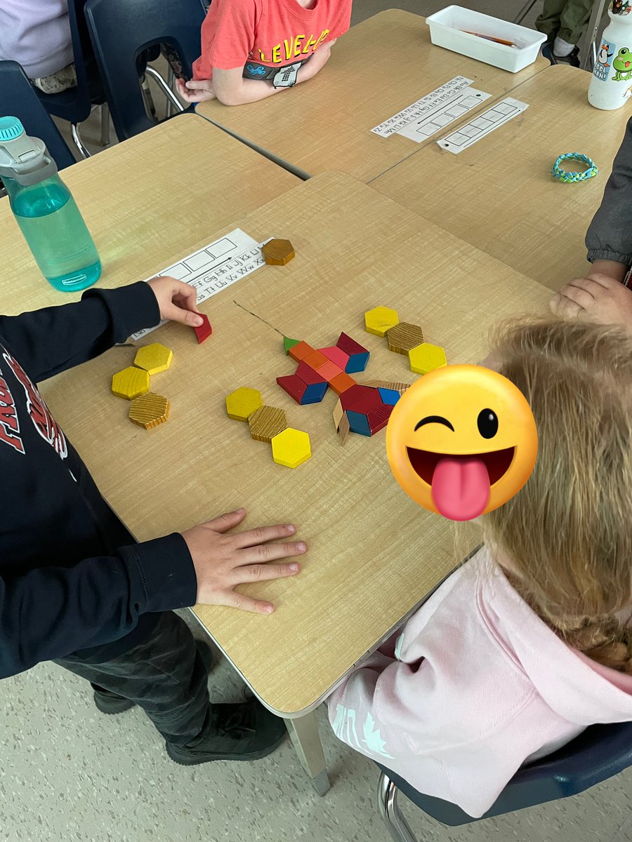 Students were exploring lines of symmetry today in math. Collaboratively, they built different designs to show their peers! <a href="/MWrightMustangs/">MaryWrightPS</a> <a href="/TVDSB/">Thames Valley DSB</a>