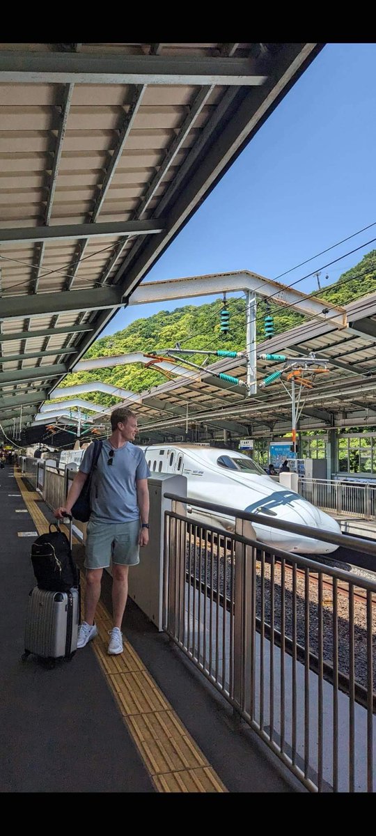 Train go fast 🚅💨💨
