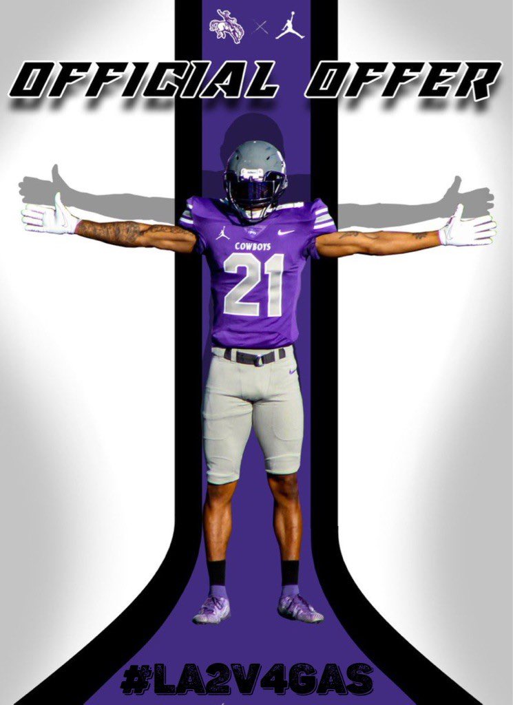 eli_darnell's tweet photo. Just got my first offer from New Mexico Highlands I am extremely grateful and blessed.Hopefully many more to come @StephenFBcoach @ManzanoFB @NMHUFootball https://t.co/1tqBRBnitK