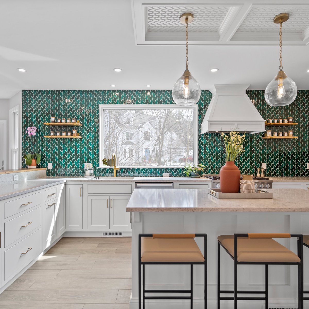 Gorgeous kitchen renovation we’re finally sharing after adding the “Freja” barstools from “by Crea”! Use our code “KadilakHomes33mim” for free shipping!💚