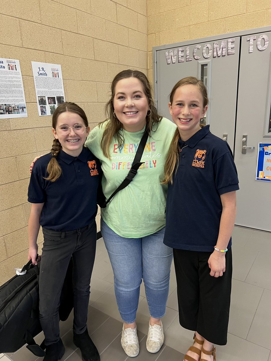 Sarah Raycroft tweet media