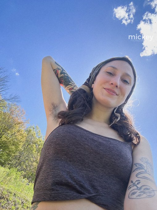 welcome back 𝐰𝐚𝐫𝐦𝐭𝐡 ☼ https://t.co/Xfh5SvW9rg