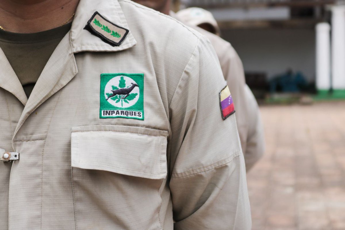 JosueLorcaV's tweet photo. 4/4 Me llena de mucha alegría y orgullo ver crecer a este noble cuerpo, que con su vocación nos regalan bienestar y seguridad para poder disfrutar de toda la magnífica biodiversidad de nuestra Patria ¡Seguimos juntos construyendo una Venezuela Ecosocialista! https://t.co/jFqa0lBvJZ