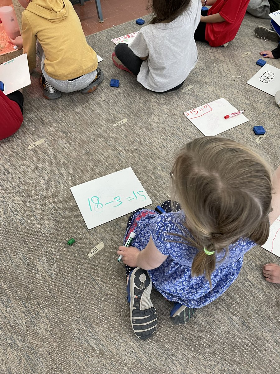 mrsbowesteaches's tweet photo. We worked on matching number sentences to story problems. Students wrote the correct number sentence and then we worked as a group to identify key words that helped us solve the problem. #mathwarmup #addition #subtraction #numbersentence #wordproblem https://t.co/dZXsMMHS53