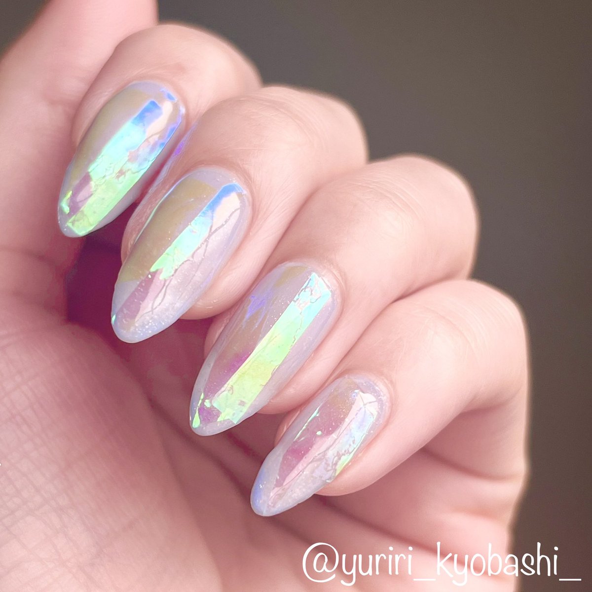 HOMEI_nail's tweet photo. My Nail💅
ワンカラーにオーロラフィルムを入れただけ💎✨
スペシャルトップジェルがあれば
大きなパーツやシートなども埋め込み可能です◎◎
今日はアトリエに入店します🙋♀️
京橋アトリエ ゆりり
#WG19 #ウィークリージェル
#セルフネイル #剥がせるネイル https://t.co/pgZL5Zl2cs
