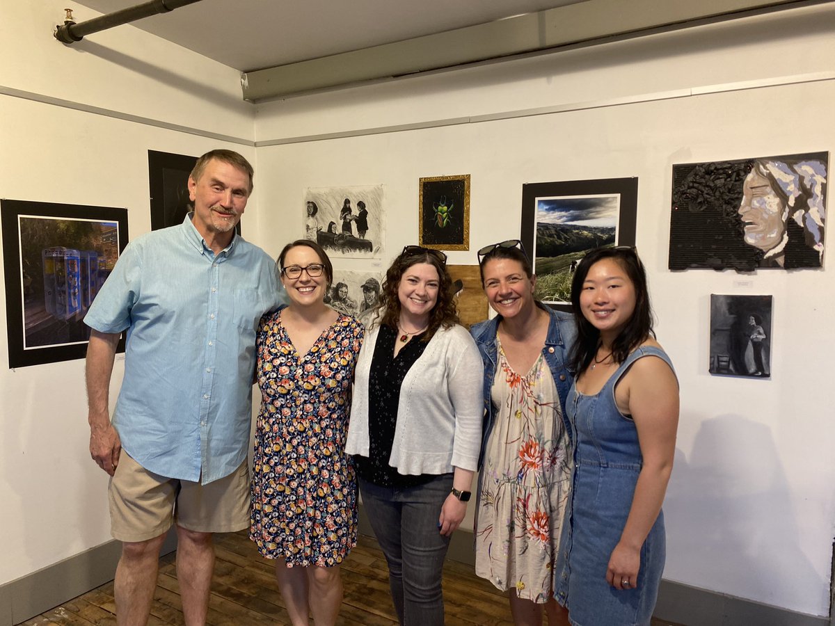 MHS Art Department tweet media