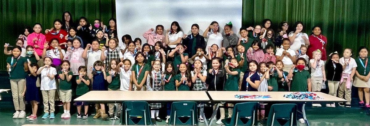 Congratulations to our leaders that moved up a level on their <a href="/Istationed/">Istation</a> Math ISIP! We had lots to celebrate!! #LPEPawsUp #LPLS4Girls 💚