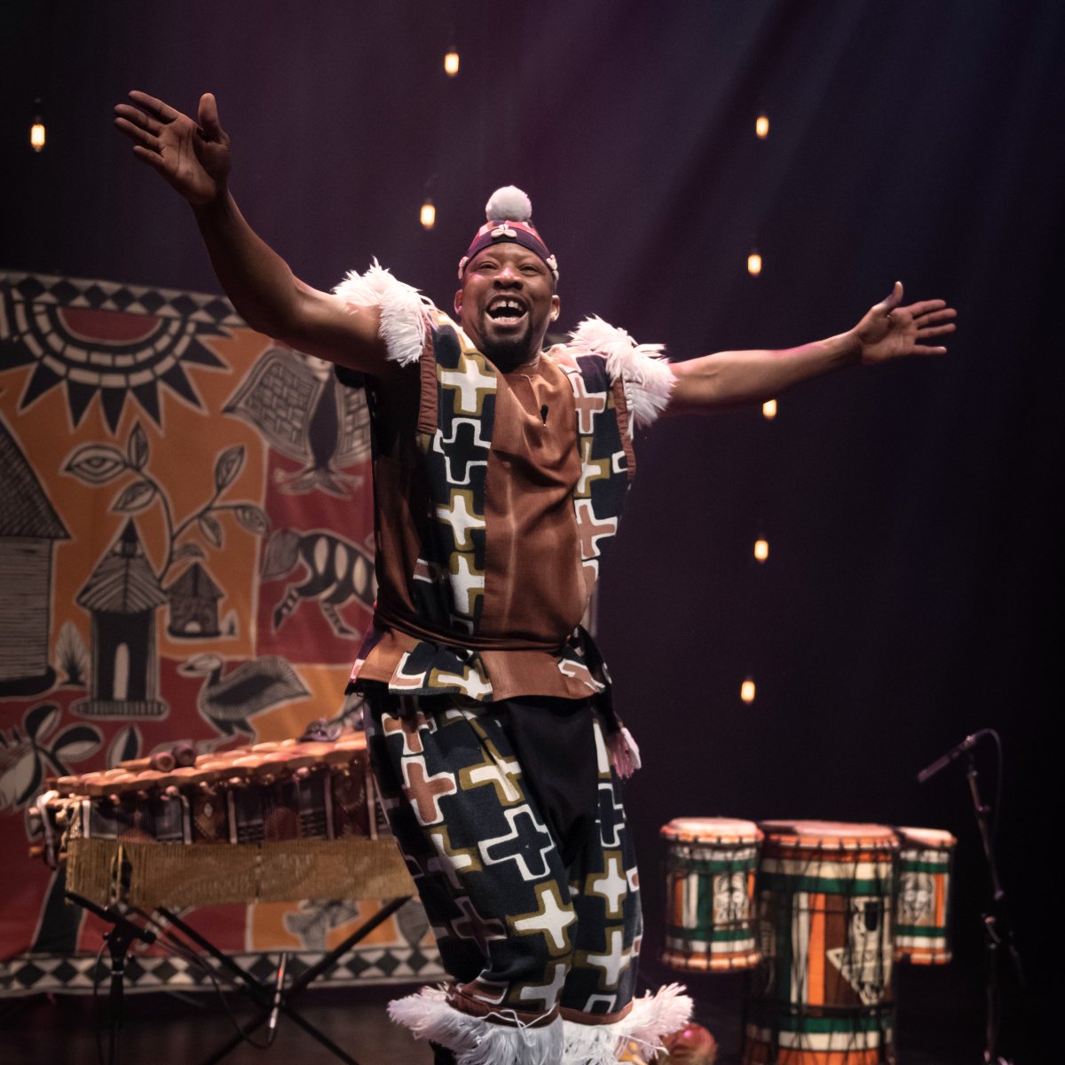 Here's your chance to get a rundown of our Blue Sky Stage performers—all in one spot!

⇢ nutrienchildrensfestival.com/performances

🦋SPLASH’N BOOTS

🦋 AARON NIGEL SMITH

🦋TERRANCE LITTLETENT

🦋 MASABO

Blue Sky Stage shows are supported by <a href="/DakotaDunesSIGA/">Dakota Dunes Casino</a> &amp; are FREE with a $10 entry ticket!