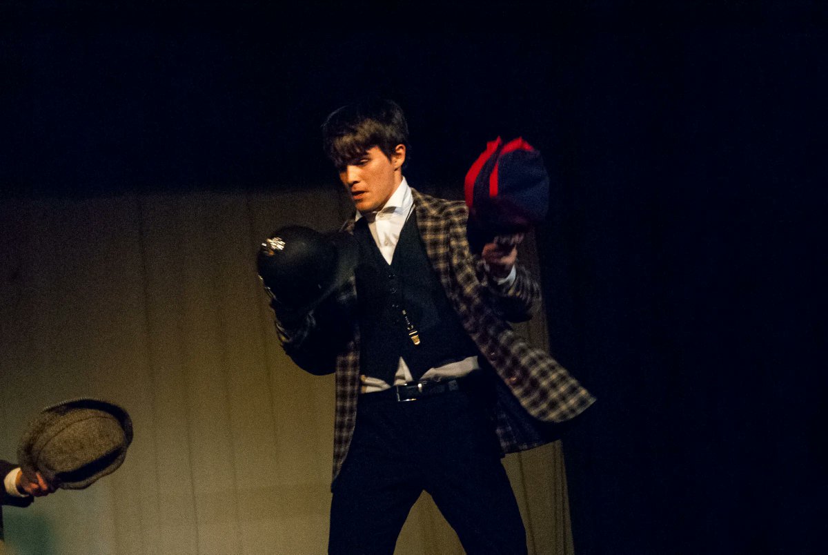 Covenant_School's tweet photo. The production of this year's student led production, "The 39 Steps" was a smash! Director Nathan Klintworth ('23) led a hilarious spoof of Hitchcock's 1935 classic feature jsut 5 actors in dozens of roles. Bravo!

#WeAreCovenant #arts #theater #studentdirector https://t.co/PQ5XwVhZqX