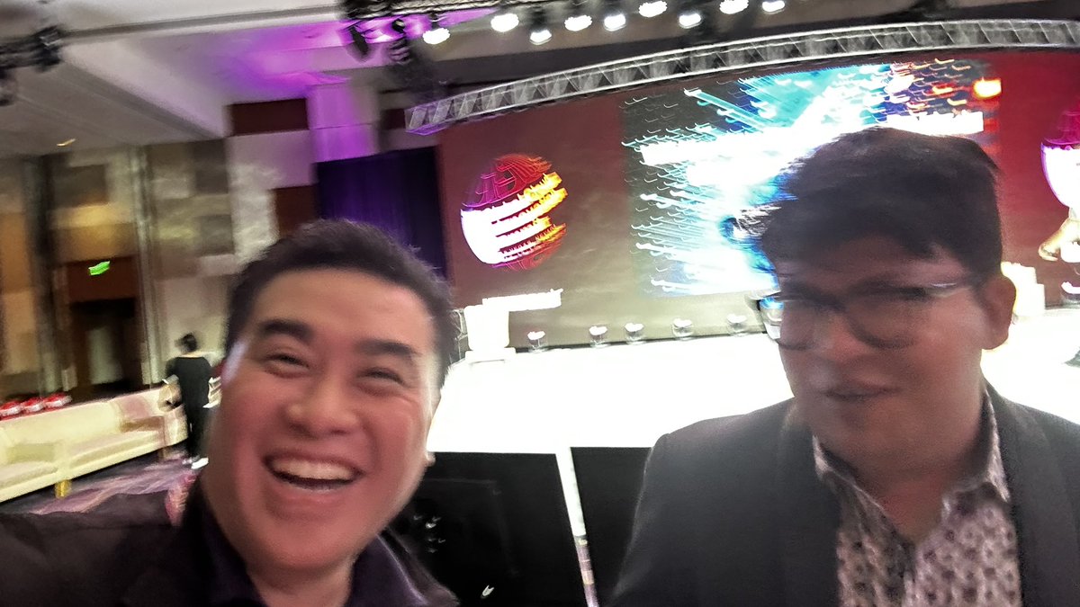 rwang0's tweet image. MyPOV: here for rehearsal @IngramMicroInc #IngramMicroGCIS23