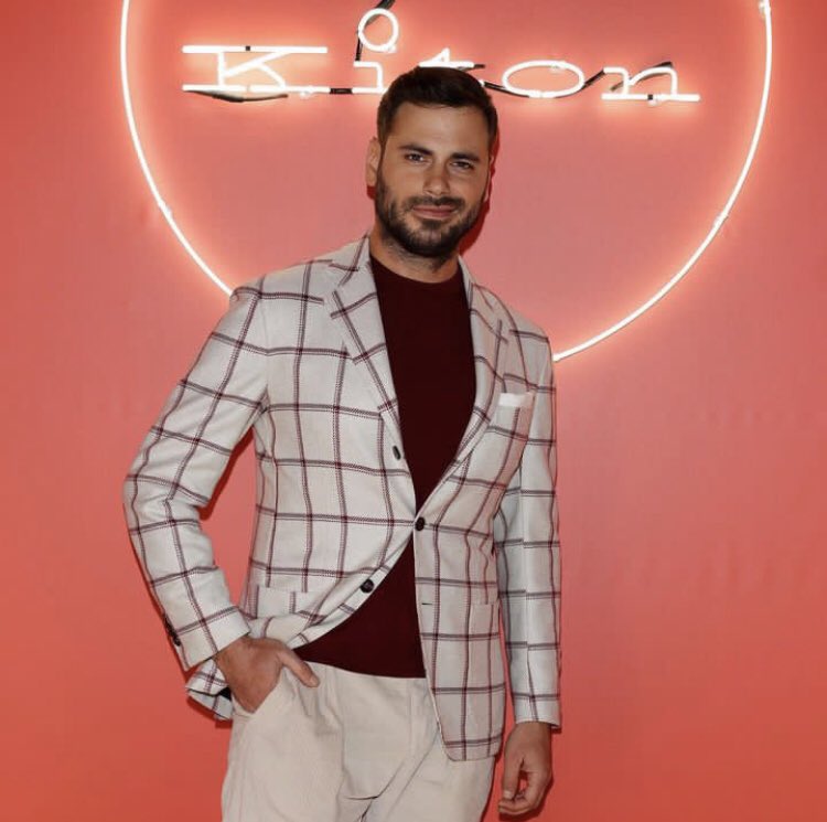 HAUSER067's tweet image. 🌹💟