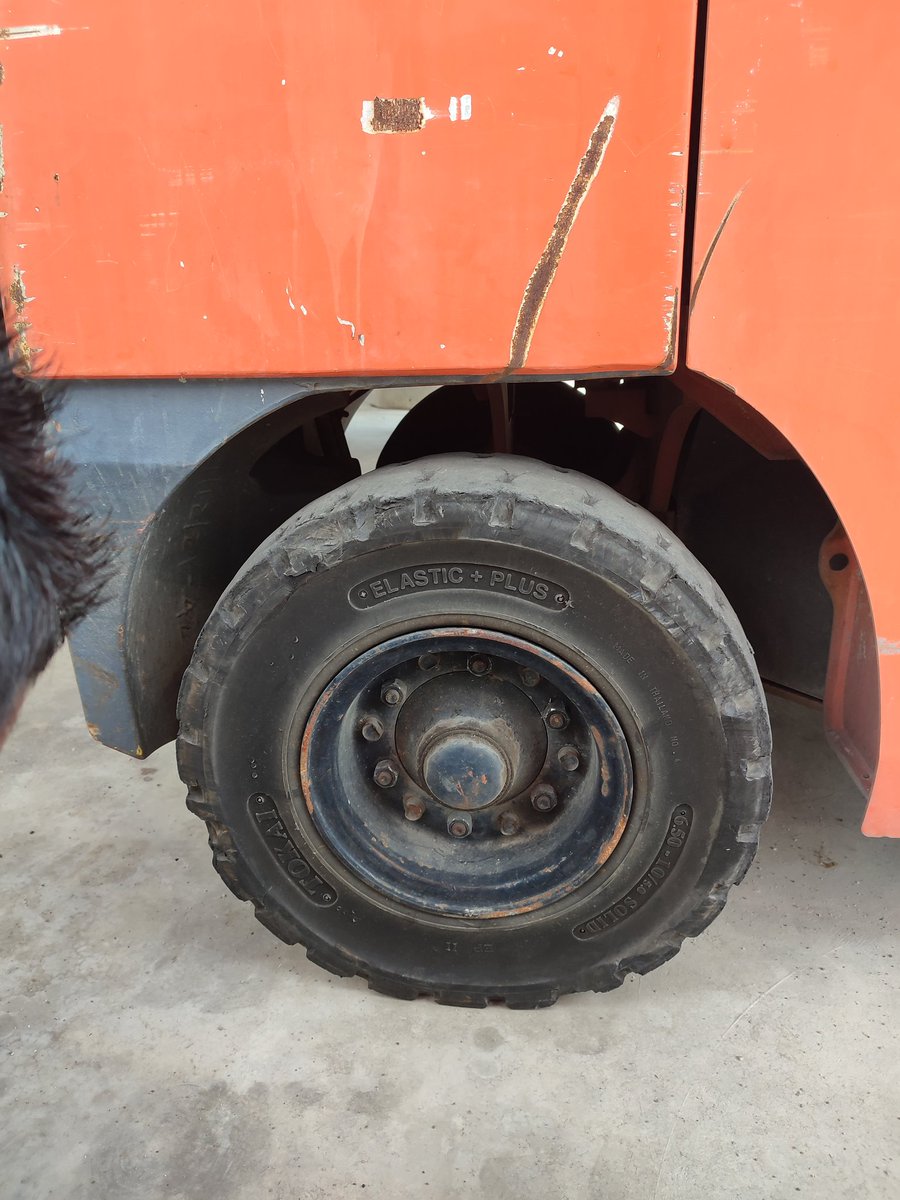 danialjkrckm's tweet photo. AHAD : 14/5/2023
- Membantu Encik Helmi memeriksa kenderaan forklift bagi tujuan penggantian tayar
- Melupus dokumen bahagian kewangan yang telah diluluskan oleh Arkib Negara
@EnCiK_JM1
@JKRCKMKedah
#internfebjun2023
#ckmkedah https://t.co/dm67w8mQS8