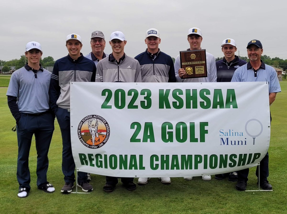 sportsinkansas's tweet photo. 2A Regional Golf Champs: Sacred Heart High School from Salina with team score of 288.

Top five individual medalists for SHHS:

1. Michael Matteucci
2. Hunter Newell 
3. Walker Tuttle 
4. Luke Newell
5. Max Ehrlich

#sportsinkansas https://t.co/ehfpaxMUYt
