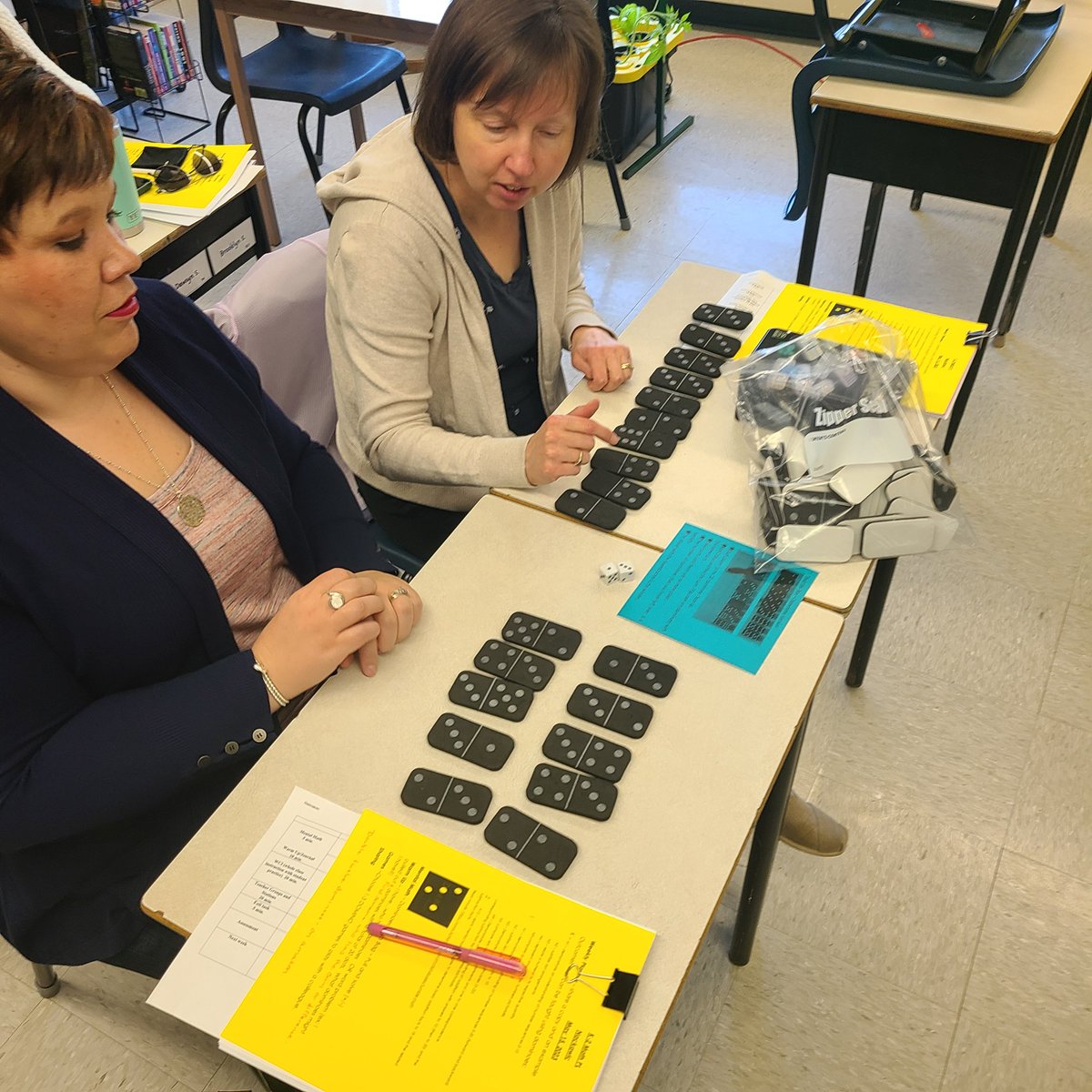 MrsEsteysGrade3's tweet photo. It was a great morning working with teachers! I led 2 different math workshops, with 20+ K-5 teachers in attendance! Great energy in the room! @KeswickValley @ASD_West #mathreadalouds #dominoesinclass https://t.co/gVkYKALGb3