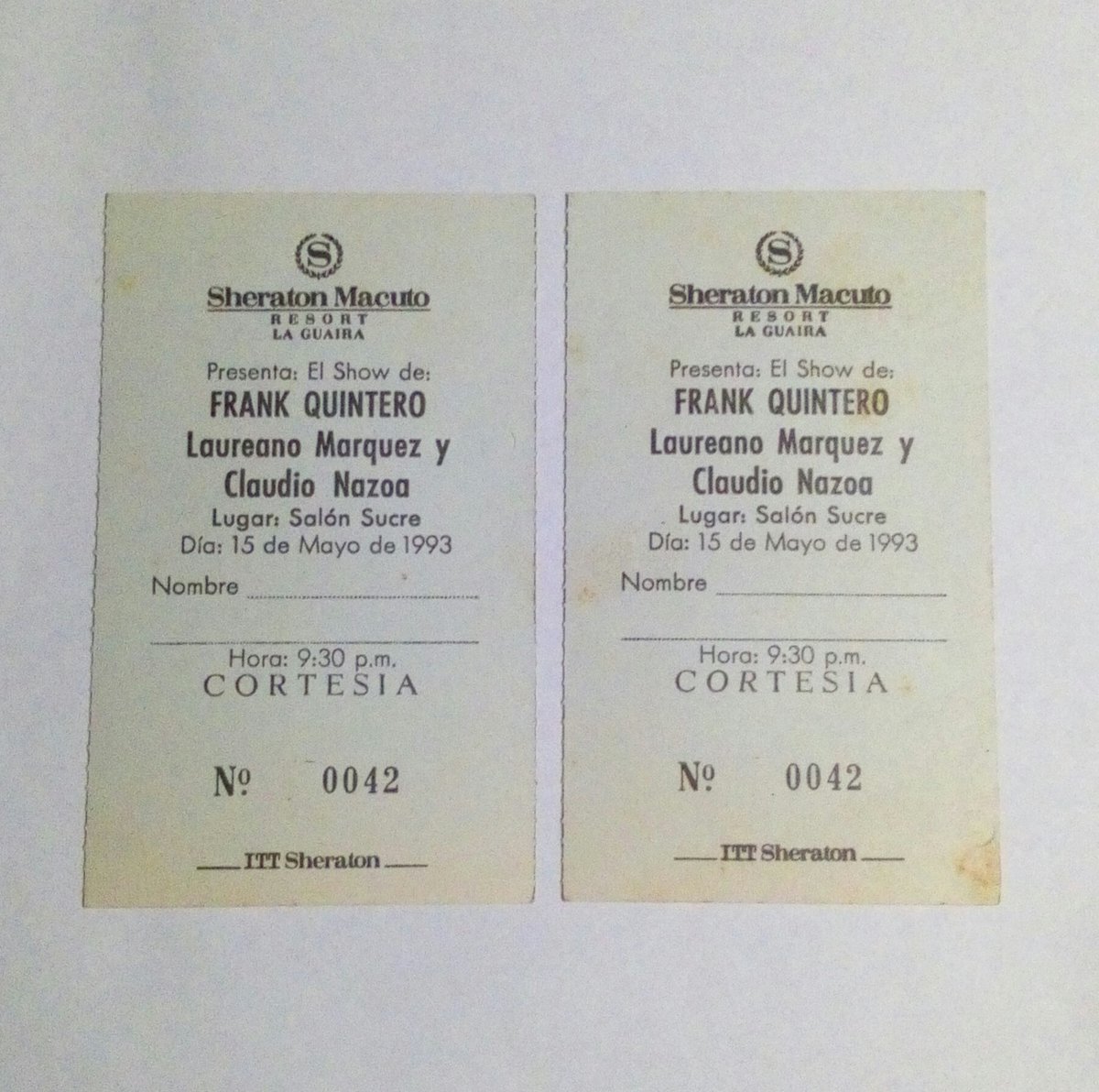 rpkampuchea's tweet image. Hace días encontramos estas entradas y hoy se cumplen 30 años de este evento. Fue el primer gran premio que nos ganamos en 1 emisora. Empezamos como oyentes dejando mensajes de amor a 1 chica: ella nunca nos paró pero conseguimos chamba en la radio. 😂😂😂 #RadioDays #Z100