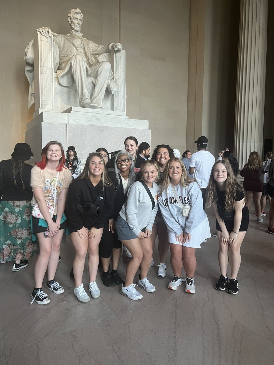 Groveport loves D.C. ❤️🐴🖤