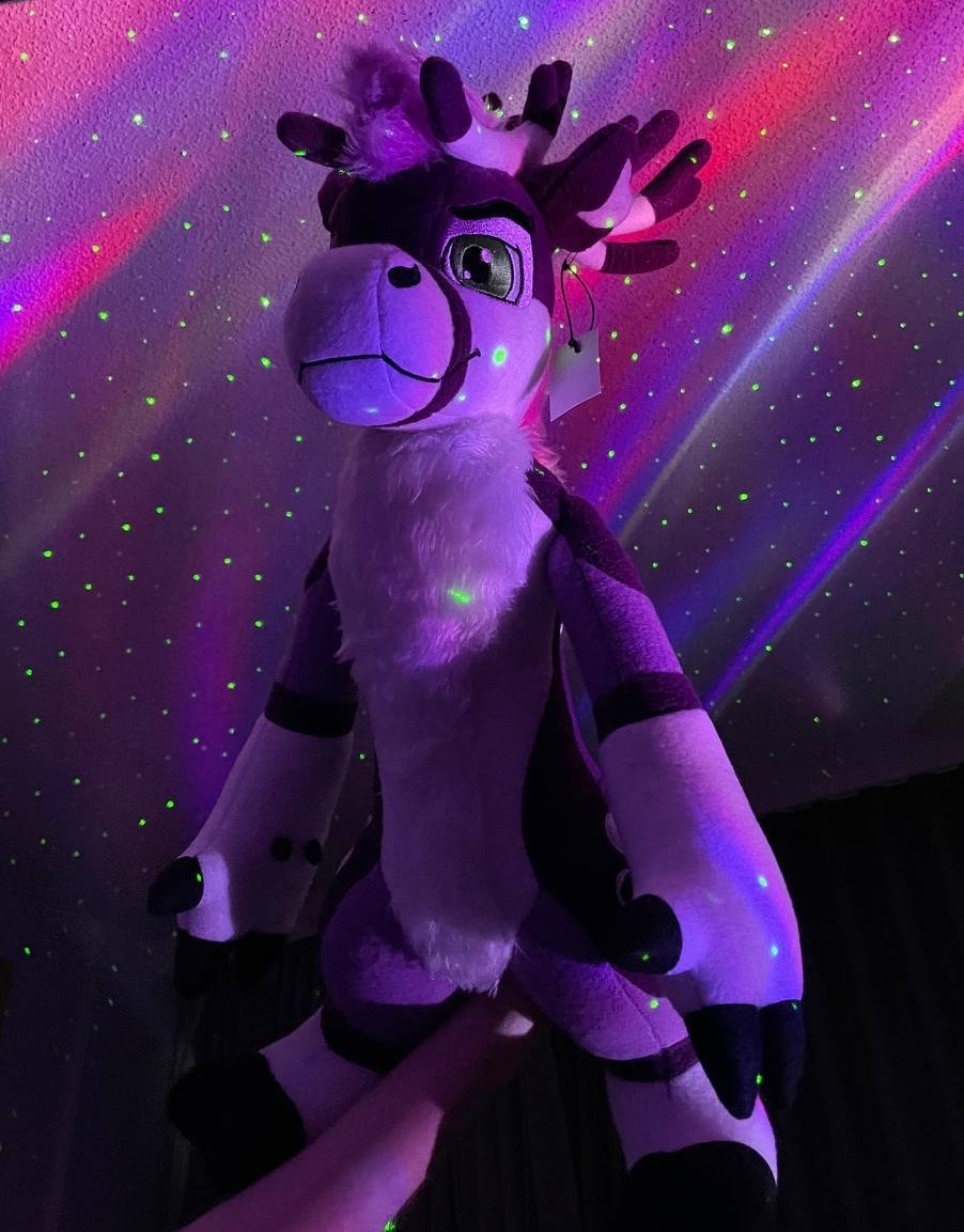 BouToon's tweet image. He&apos;s vibing 🌌