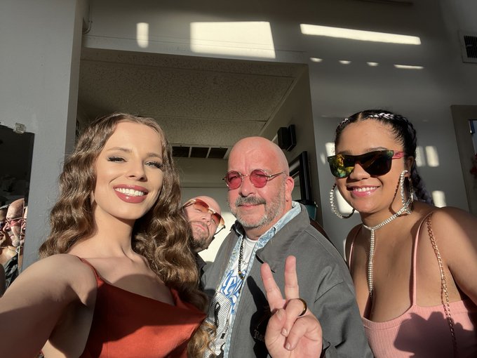 Had so much fun @XRCOAwards 🔥  @FlyntDominick  @JamesBartholet  #LoniLegend https://t.co/VR8xh7sDOh<a class="tags" href="/tag/xrcoawards">@xrcoawards</a><a class="tags" href="/tag/flyntdominick">@flyntdominick</a><a href="/tag/lonilegend"class="tags"><span>#lonilegend</span></a>