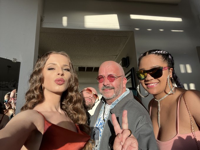 Had so much fun @XRCOAwards 🔥  @FlyntDominick  @JamesBartholet  #LoniLegend https://t.co/VR8xh7sDOh<a class="tags" href="/tag/xrcoawards">@xrcoawards</a><a class="tags" href="/tag/flyntdominick">@flyntdominick</a><a href="/tag/lonilegend"class="tags"><span>#lonilegend</span></a>