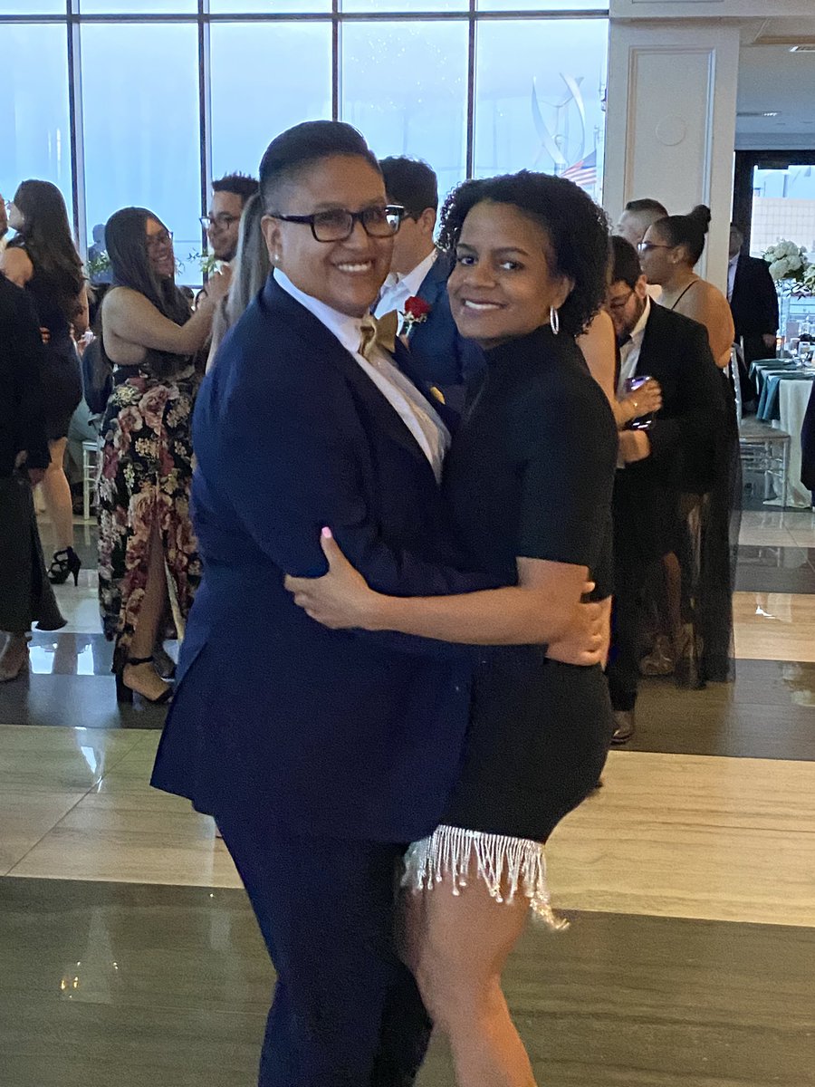 HudsonCCC's tweet photo. Hudson County Community College 2023 Graduation Formal!!!๐๐#HCCCGrads2023#HudsonIsHome #TheDancing #GradsCelebration #CongratsGrads https://t.co/HzWYoSuETZ