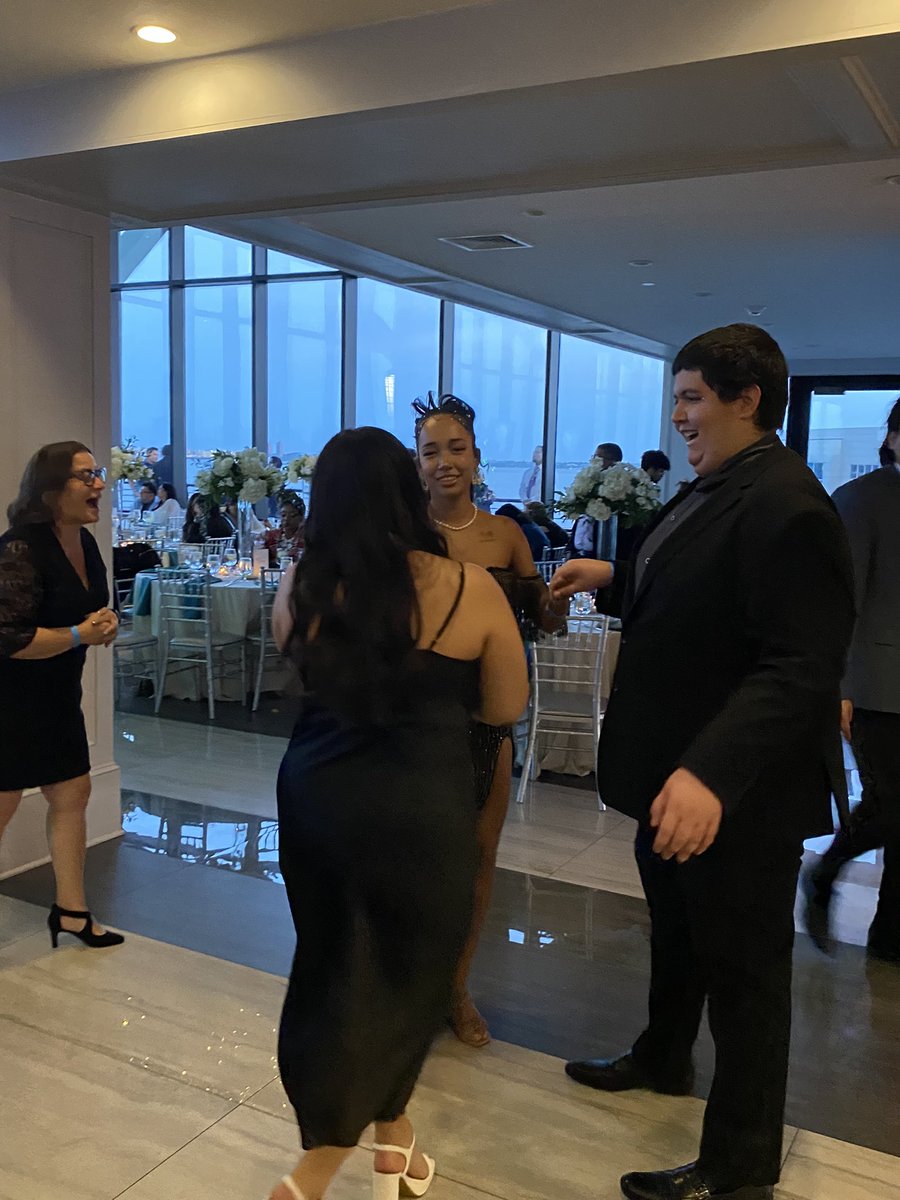 HudsonCCC's tweet photo. Hudson County Community College 2023 Graduation Formal!!!๐๐#HCCCGrads2023#HudsonIsHome #TheDancing #GradsCelebration #CongratsGrads https://t.co/HzWYoSuETZ