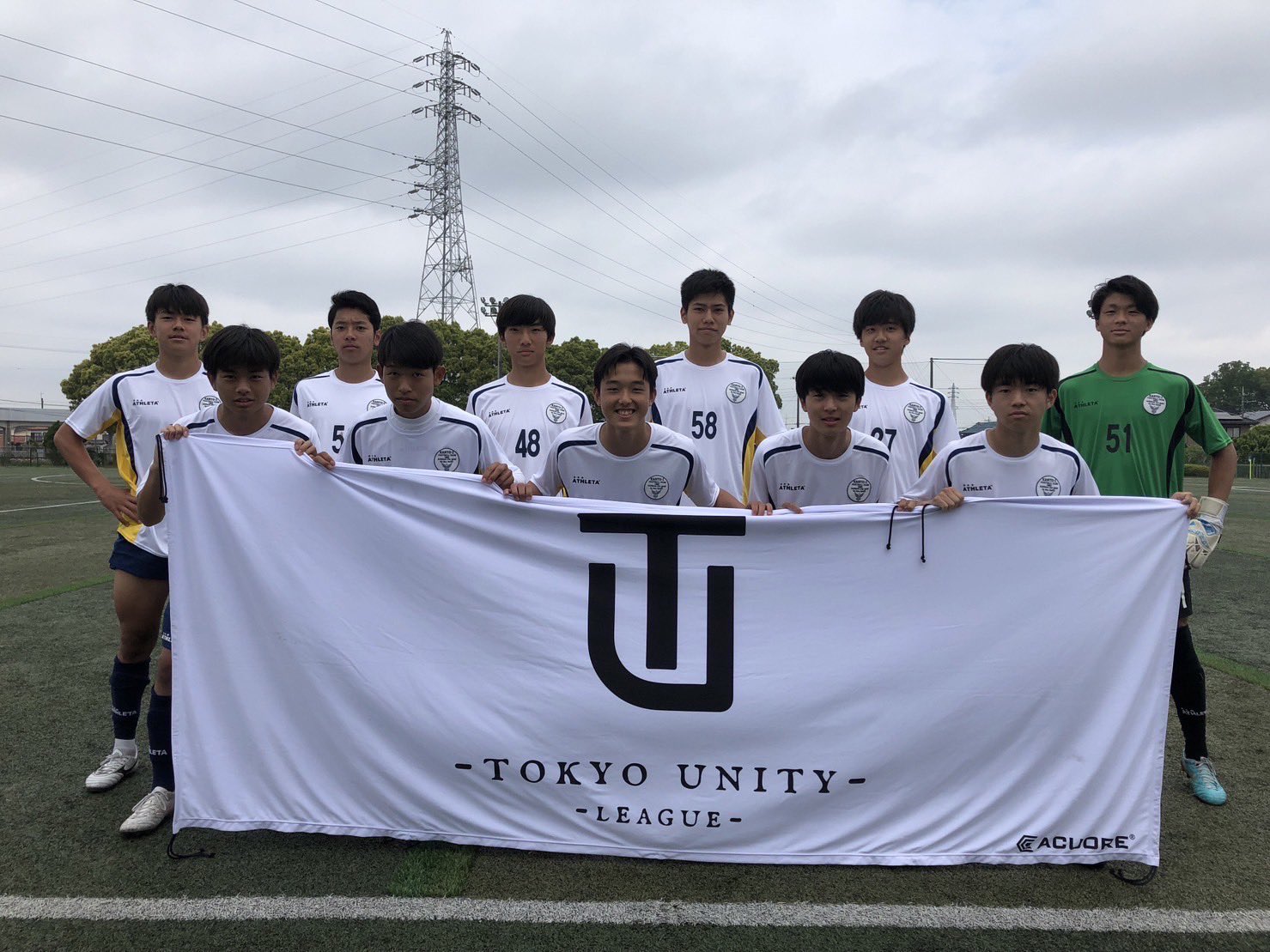 静岡県静清高校 サッカー部アンダーアーマー UNDER ARMOURジャンパー UNDER ARMOUR (アンダーアーマー) サッカーユニフォーム SIZE MD