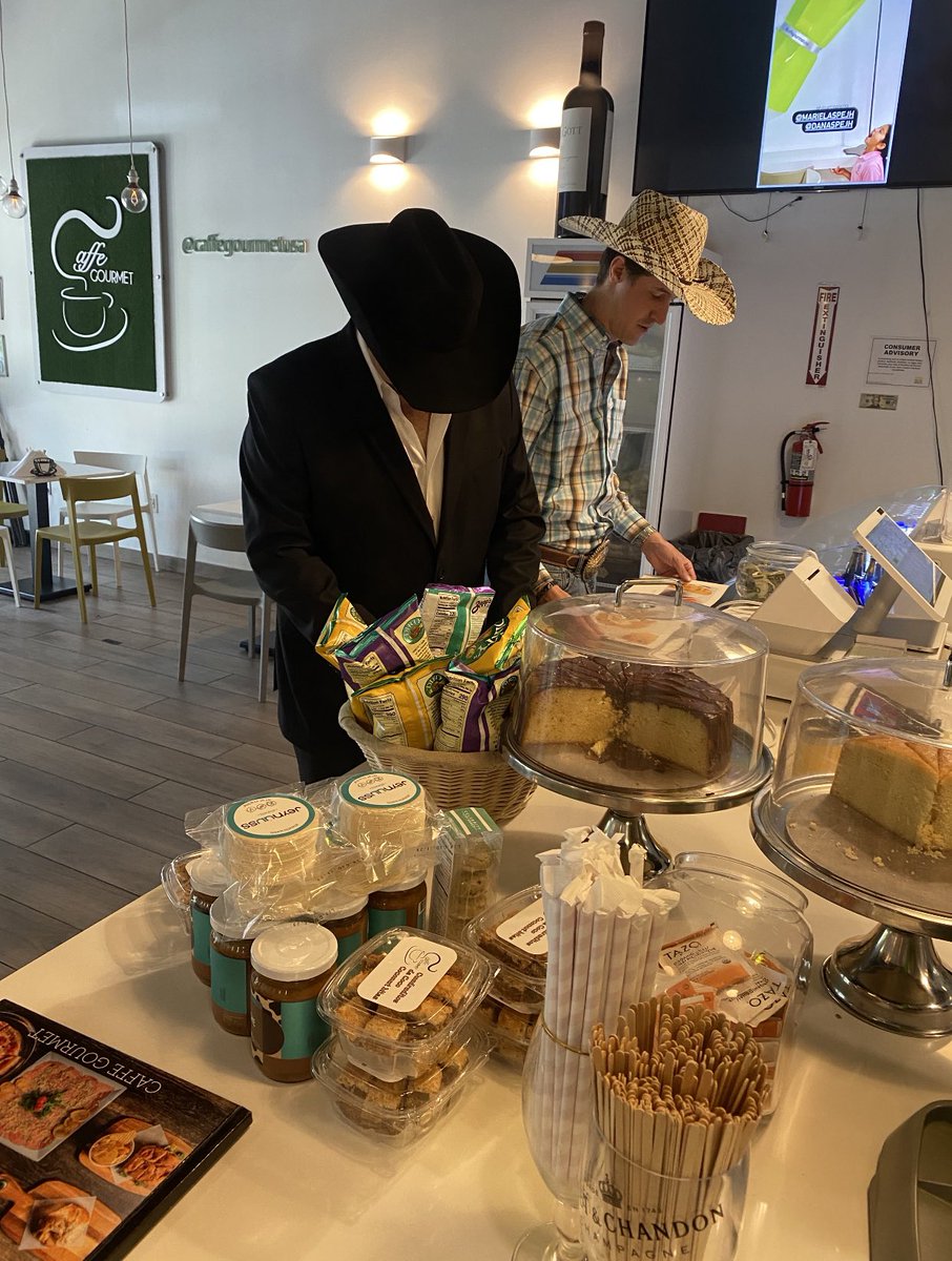 Derek Johnson tweet media