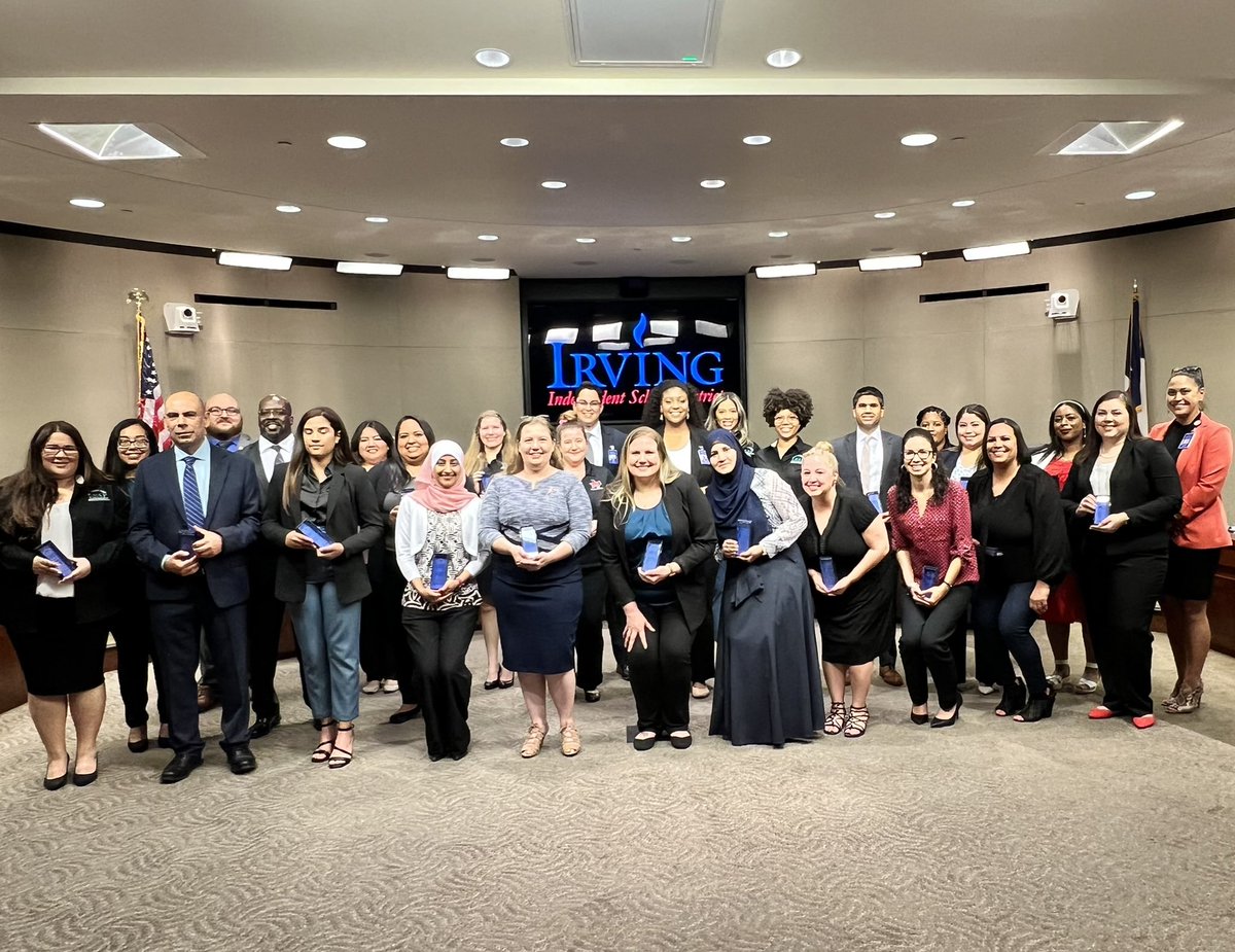 #myIrvingISD is proud to recognize the Leaders Excelling & Advancing Performance (LEAP) 2022-2023 Cohort!🌟 The program prepares Irving ISD educators for a variety of campus/district leadership roles, ultimately establishing a robustly competitive pipeline of qualified leaders.