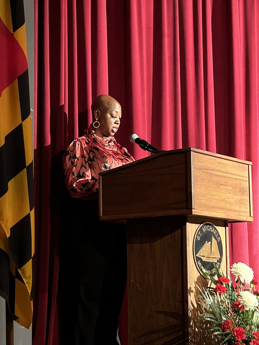 dstcacmd's tweet image. 📚CAC’s scholarship distribution is underway!  Sorors are attending Senior Awards Night ceremonies issuing $1,000 scholarships and $500 book awards.  2nd Vice President, Soror Mewborn, attended a ceremony earlier today.  Congratulations Seniors!
#EducationalDevelopment
#DST1913