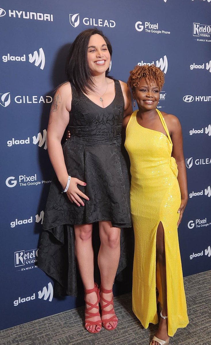 In case you missed the highly-lauded 34th annual GLAAD Media Awards on Saturday, the White House Press Secretary presented a Special Recognition award to Alejandra Caraballo, a trans activists notable for peddling prescription drugs to minors on the internet. 

A Special…