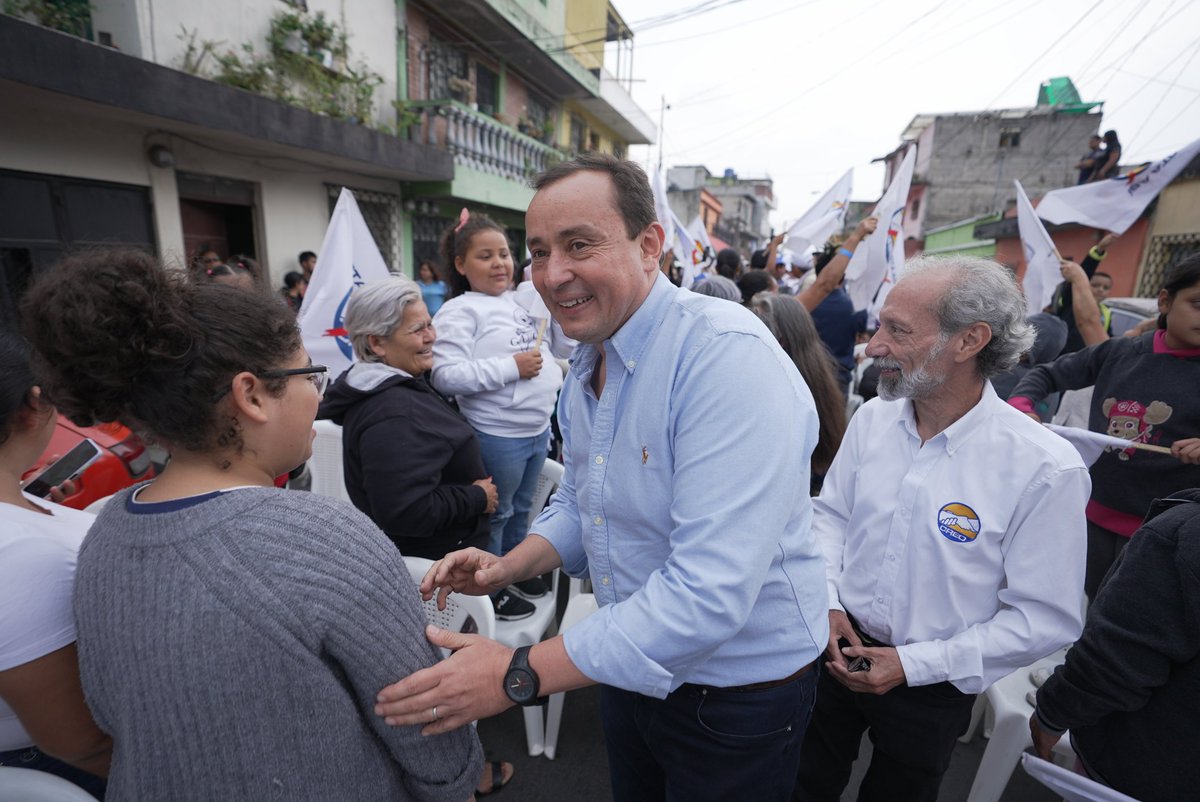 CanelaGonzalezD's tweet photo. ¡Creo en un cambio de verdad para La Verbena Zona 7!

Este 25 de junio vota Creo. 

#Hoysi #Creo #PartidoCreo #Elecciones2023 #Guatemala #CiudadDeGuatemala #gt #Guatemal #Zona6 #Canela #Guagalazo #RobertoGonzalez #CanelaYoTeCreo https://t.co/TeDBnZpjeH