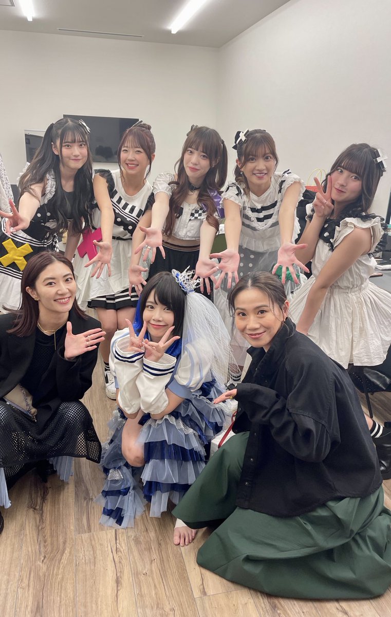 akich0's tweet photo. 海咲8年間お疲れ様！ https://t.co/calzbnFNPX