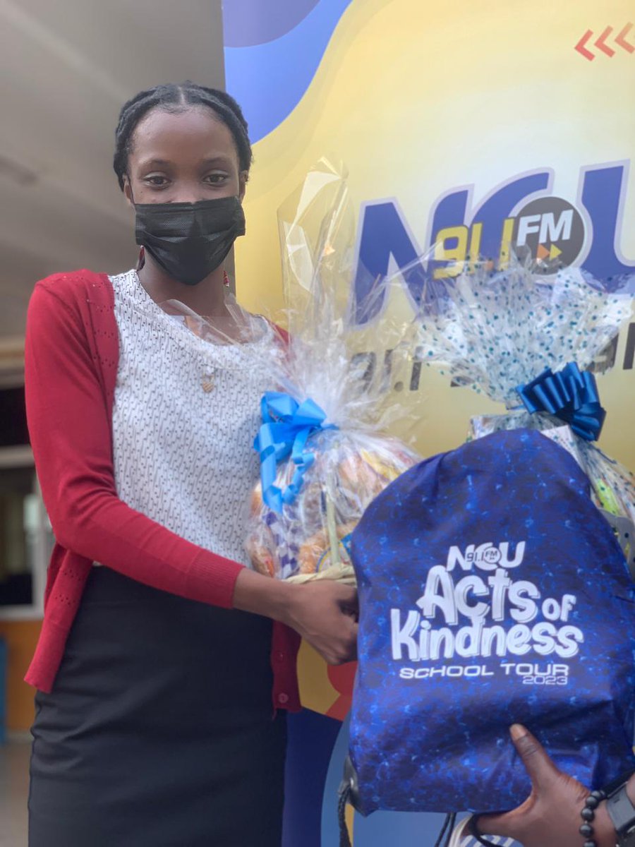 NCU91FM's tweet photo. Our Acts of Kindness tour brought us to Jose Marti Technical High School today, and it was an incredible morning of spreading positivity and kindness. ππ
#ActsofKindnessTour #SpreadPositivity #KindnessMatters #JoseMartiHighSchool #NCU91FM https://t.co/OGCS87aH6d