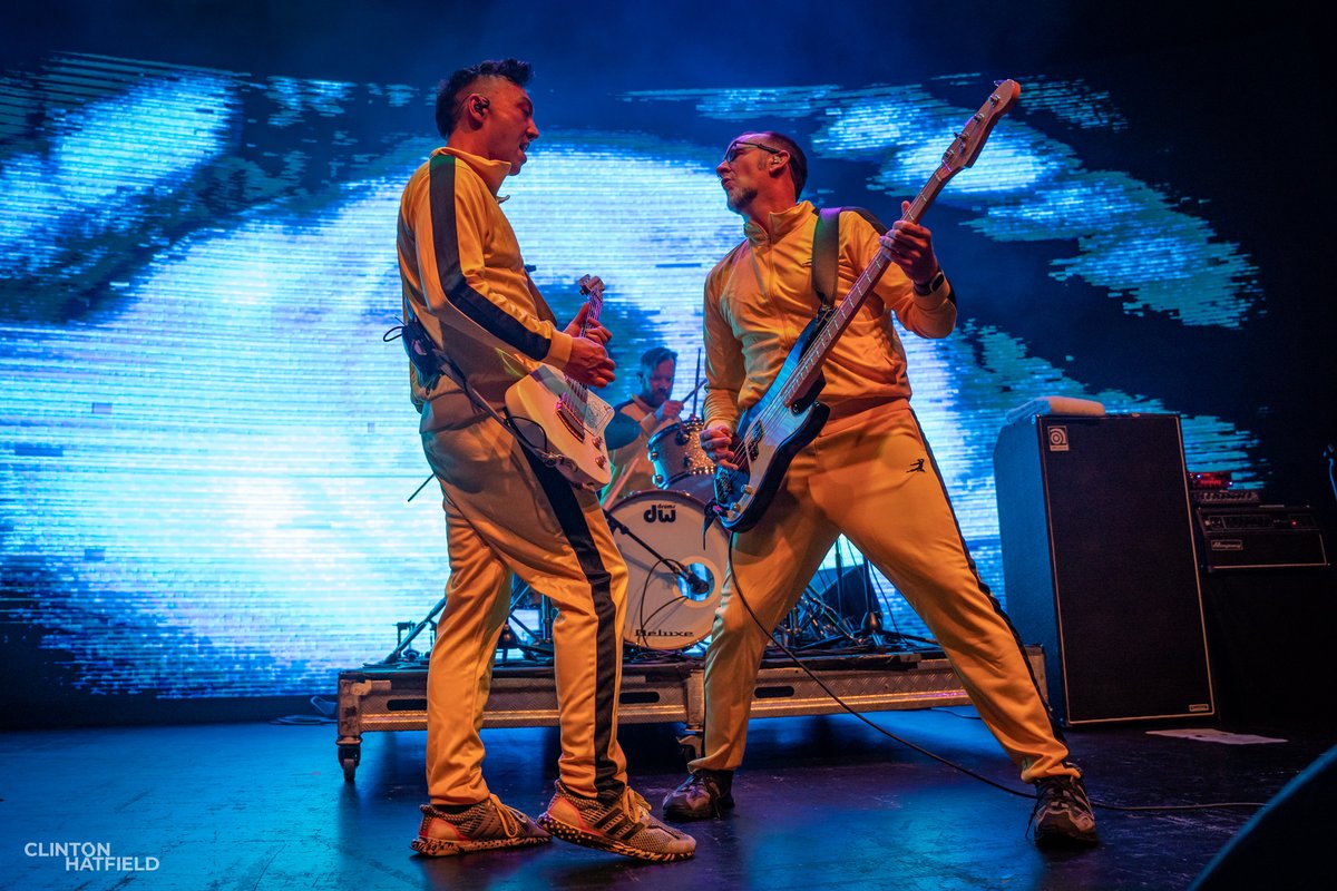 Wall Of Sound tweet media