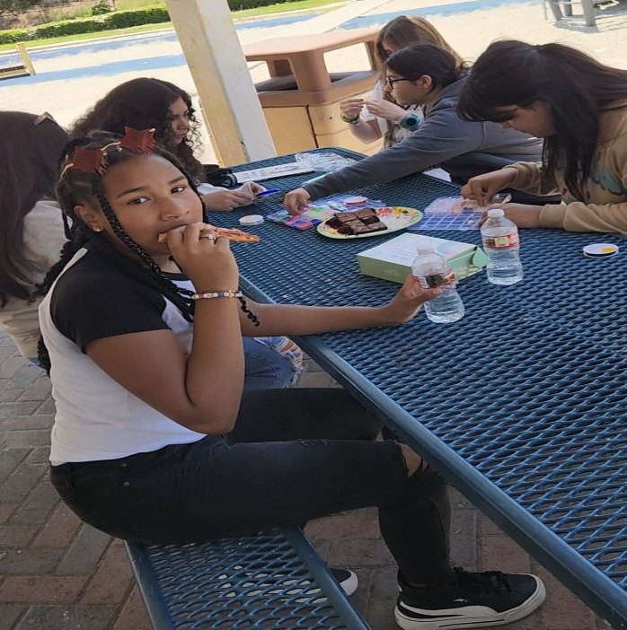 ColemanAlameda's tweet photo. Virtual learning can be tough. That is why I take great pride in helping young minds become more socially competent.  #youbelong #teachertwitter https://t.co/Rwb3D7HmUm