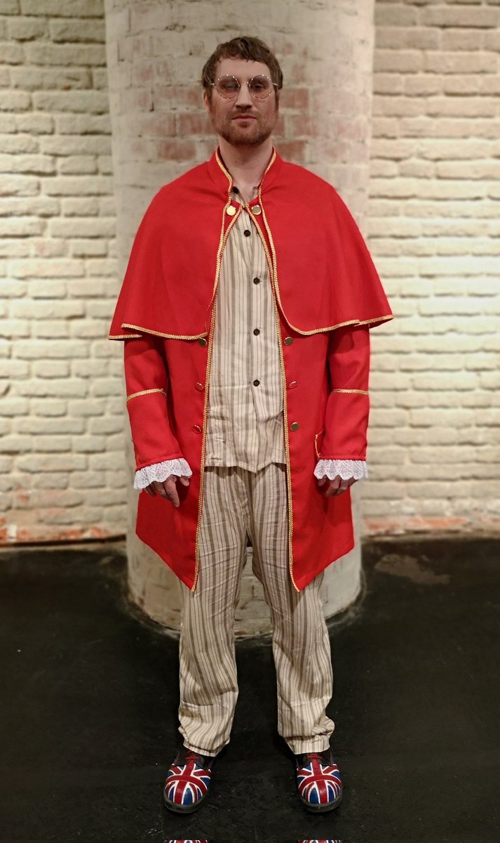 TheRealThomsman's tweet photo. John Lennon in "Beethoven - die Inszenierung eines Characters" @einsteinkultur #secondhemd_styling https://t.co/tWtFTILJ93