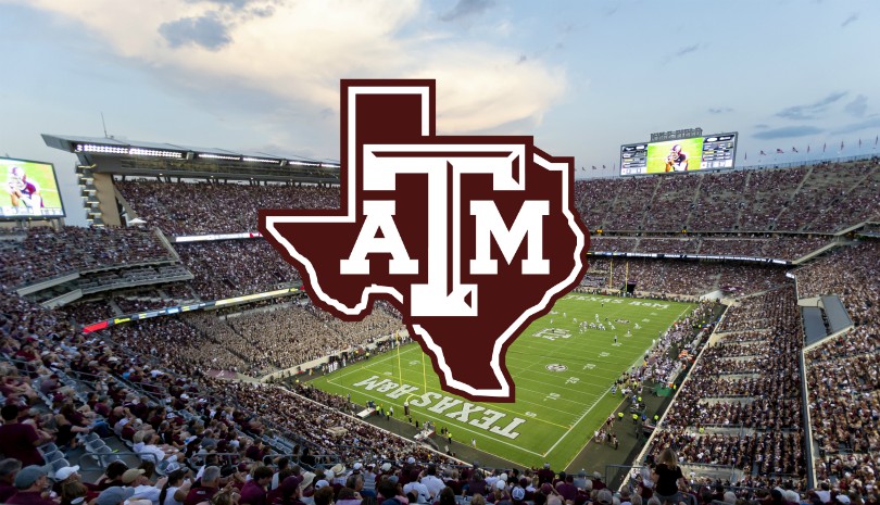 After a great conversation with @LouieAddazio I am honored to announce that I have received an offer from @AggieFootball @PPIRecruits @coach_spinnato @BCollierPPI