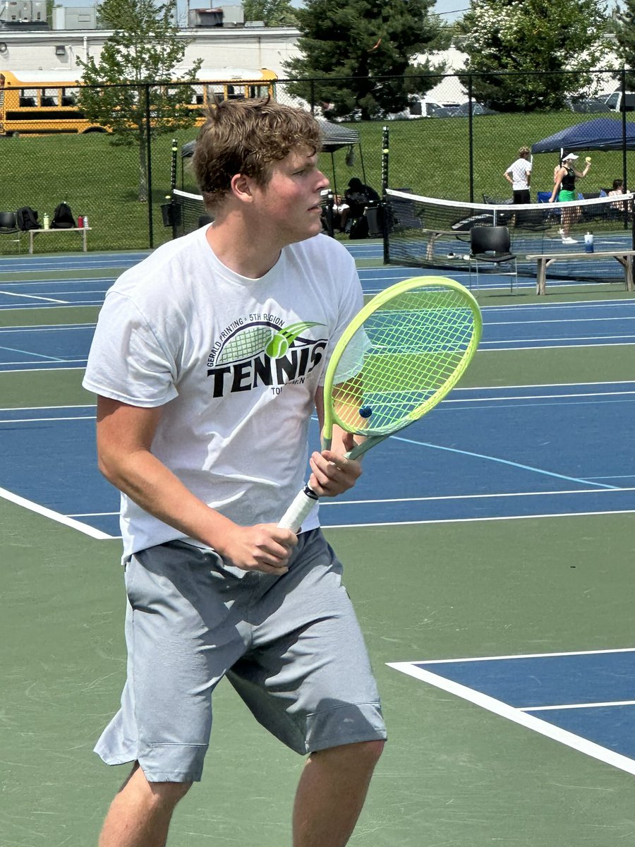 Congrats to Blake Settle on advancing to the quarter finals of the Fifth Region Tennis Tournament. Blake will compete again tomorrow May 16th in Elizabethtown at 4:30. Let’s go Blake!! 🦅🎾

#eaglepride #changinglives