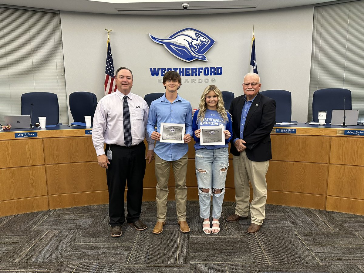 Athletes of the Month

Colton McClure &amp; Emilee Slovak

weatherfordisdkangaroos.com/athletes-of-th…

<a href="/ColtonMcClure20/">Colton McClure</a> <a href="/emileeslovak/">emilee</a>