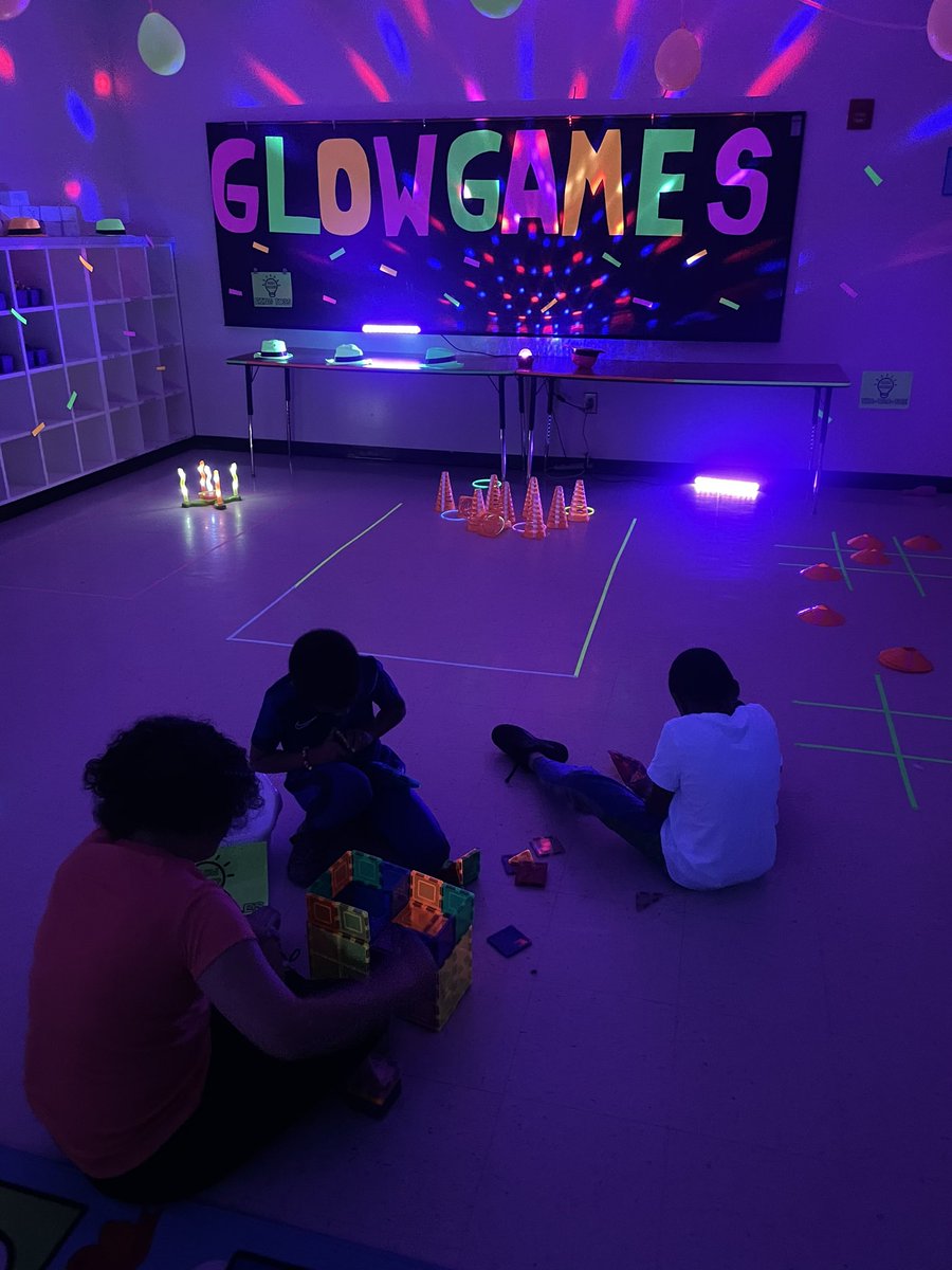 We’re all about making these last days extra fun and memorable.  #glowgames #sbcebobcats