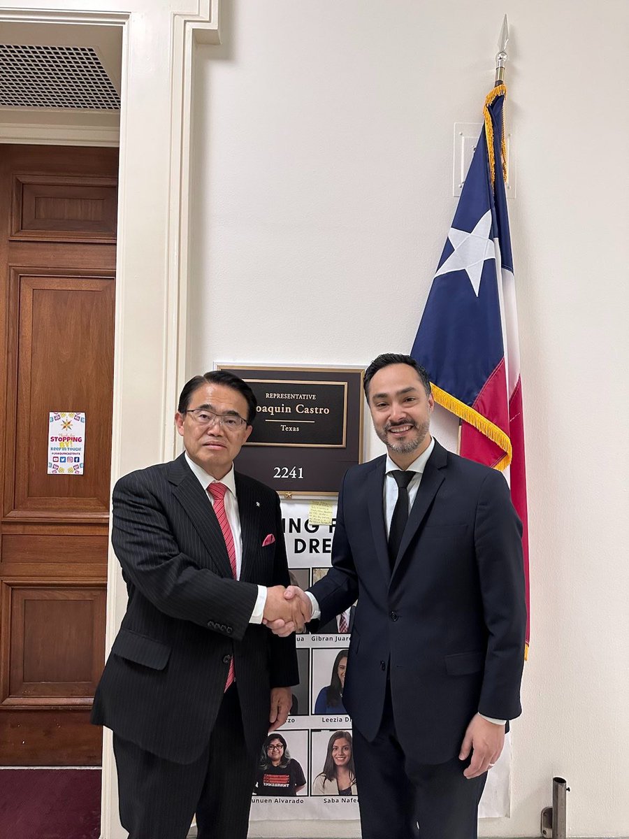Thank you to @Ohmura_Hideaki for meeting with me to discuss economic and scientific partnerships between Texas and Aichi Prefecture. As chair of the @USJapanCaucus, I'm glad to see our regions working together on next-generation electric vehicles, cancer research, and more.