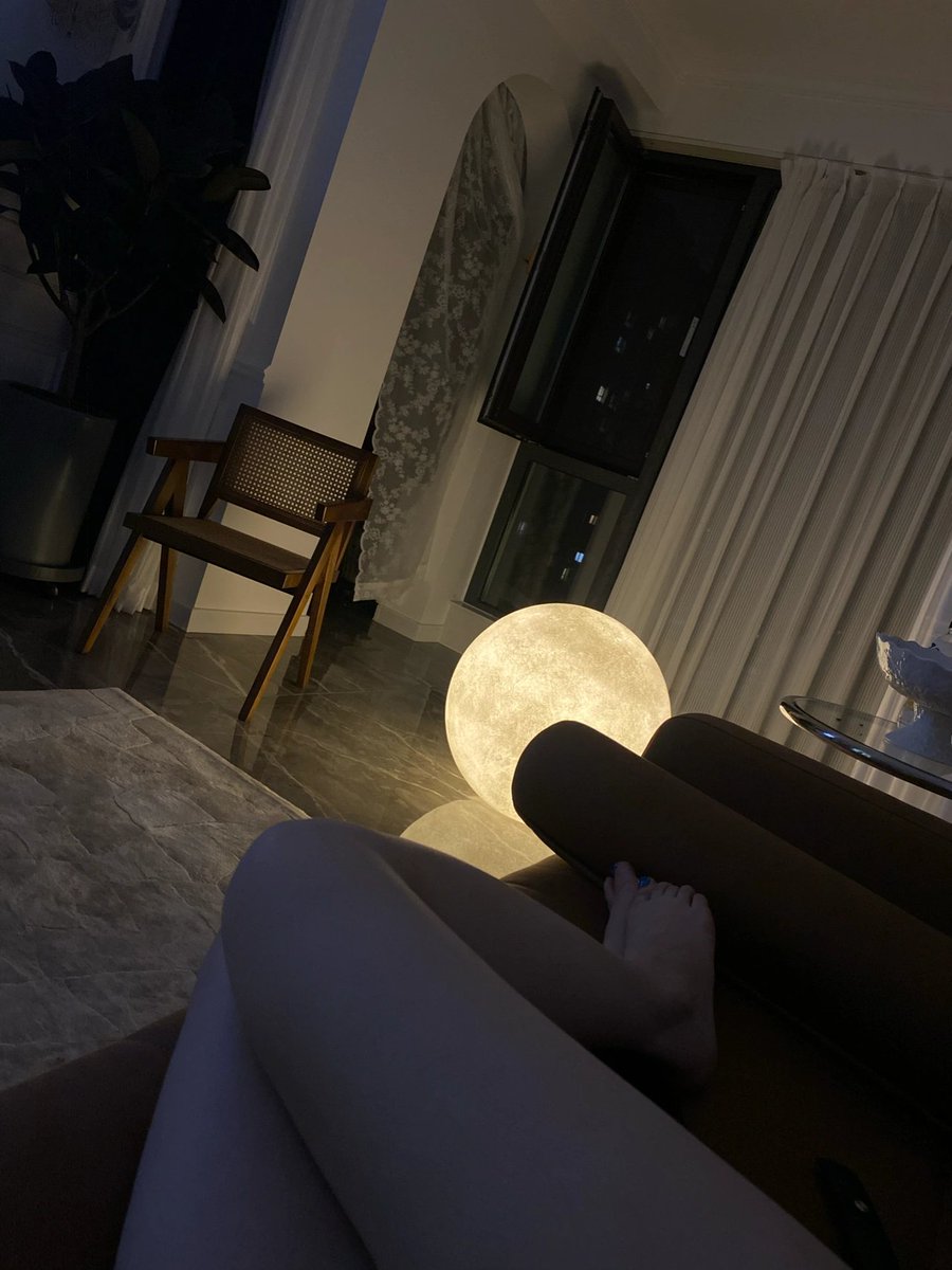 Raspberry_1123's tweet image. A person's night.🌙