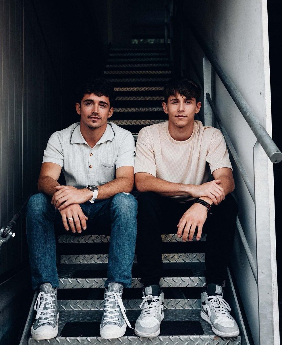 𝐓𝐎𝐃𝐃 on Twitter "Handsome guys! Charles & Arthur Leclerc Charles