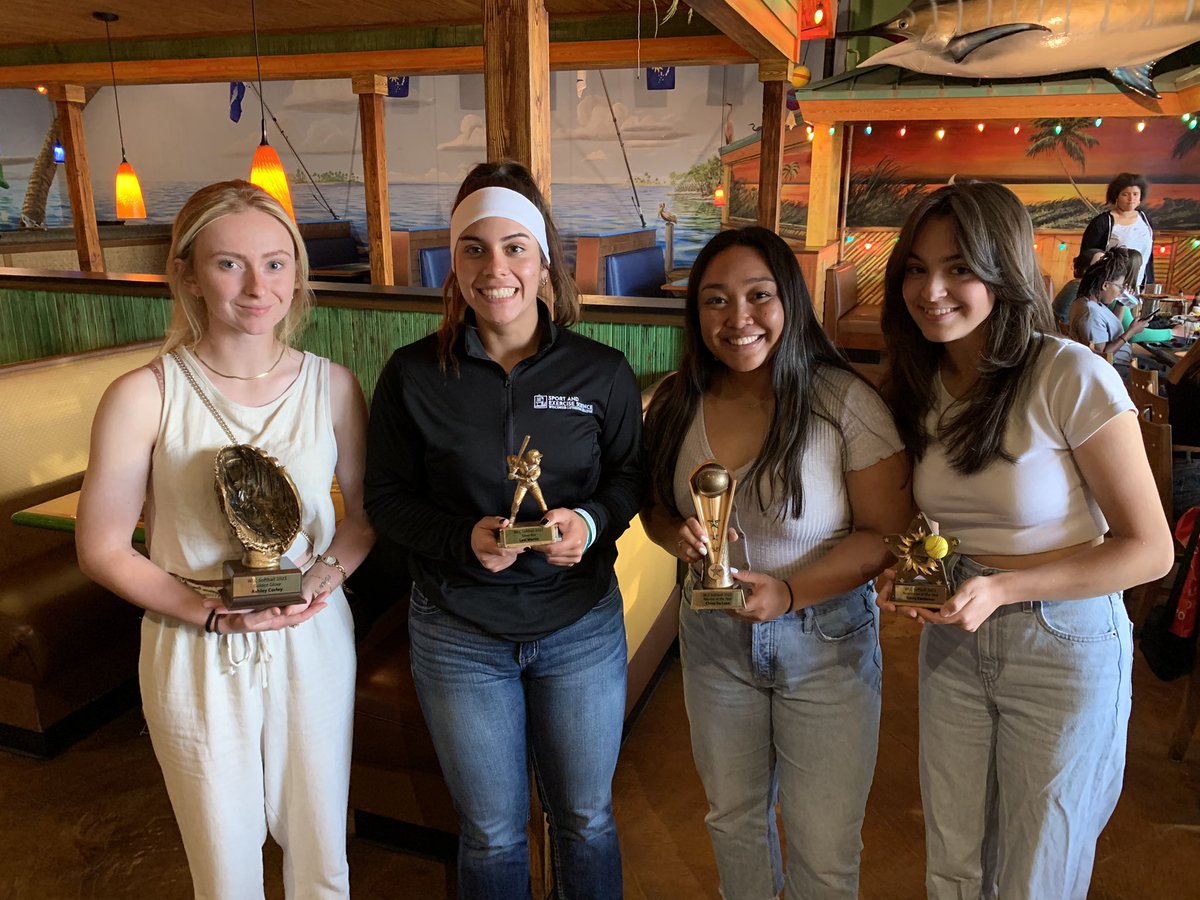 WLC Softball on Twitter "Had a great night celebrating this team. Congrats to the award winners