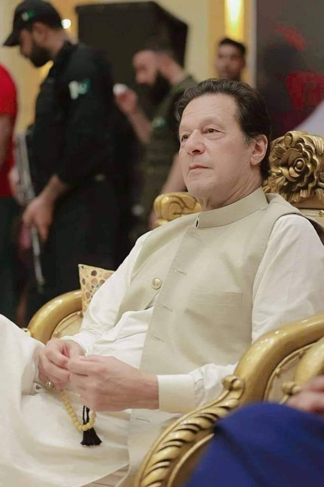 قلب و روح کی گہرائیوں سے نکلی ہوئی پرخلوص دعا ہے کہ پروردگار آپ کو ہر اس نعمت سے سرفراز فرماۓ جس میں آپ کے لیۓ خیر و برکت ہو عزت و وقارہ ہو راحت و سکون ہو صحت و تندرستی ہو ترقی و خوشحالی ہو اور دنیا و آخرت کی بھلائی ہو 
آمین